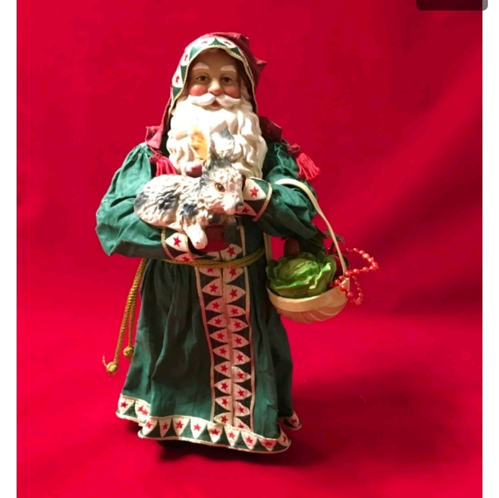 Clothtique Santa